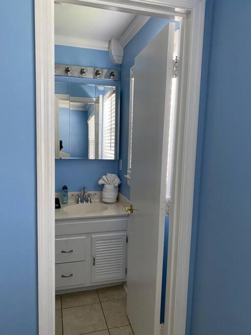 Beach Breeze 3, Pet Friendly, Walking Distance To Atlantic Ocean Free Parking شاطئ ميرتل المظهر الخارجي الصورة