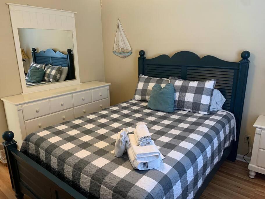 Beach Breeze 3, Pet Friendly, Walking Distance To Atlantic Ocean Free Parking شاطئ ميرتل المظهر الخارجي الصورة